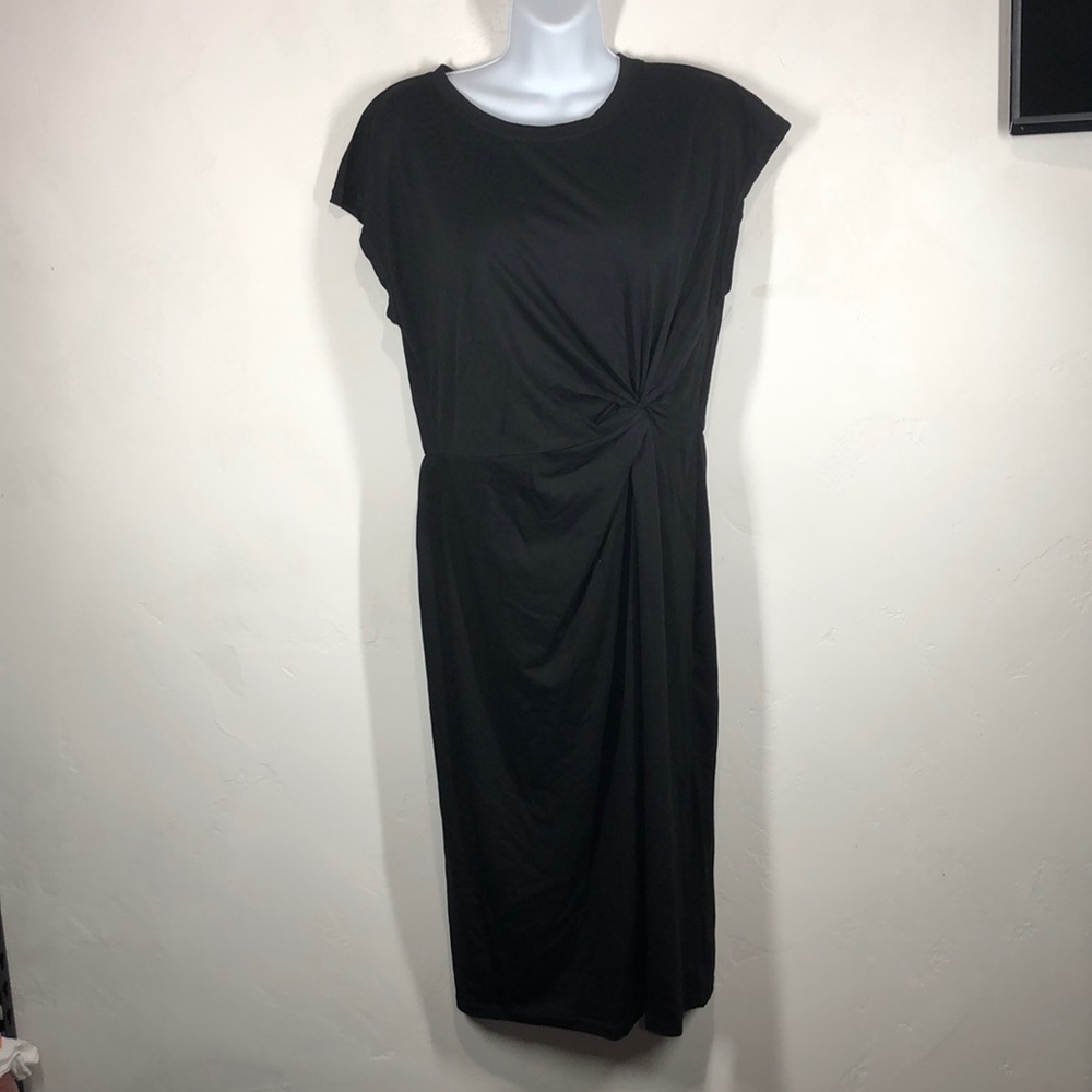 NWT Dokuritu black dress size large